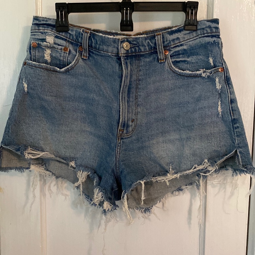 High Rise Curve Love “The Mom Short”